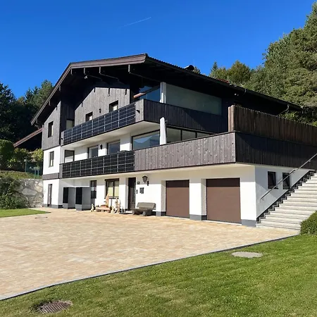 Haus Alois Nussbaumer Jun. * Saalfelden